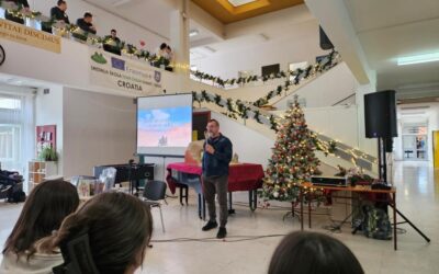 Motorom po Putu svile