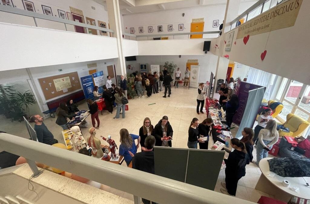 Dan karijera u Švearu